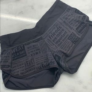 Lululemon speed shorts 2.5” size 6/Sm